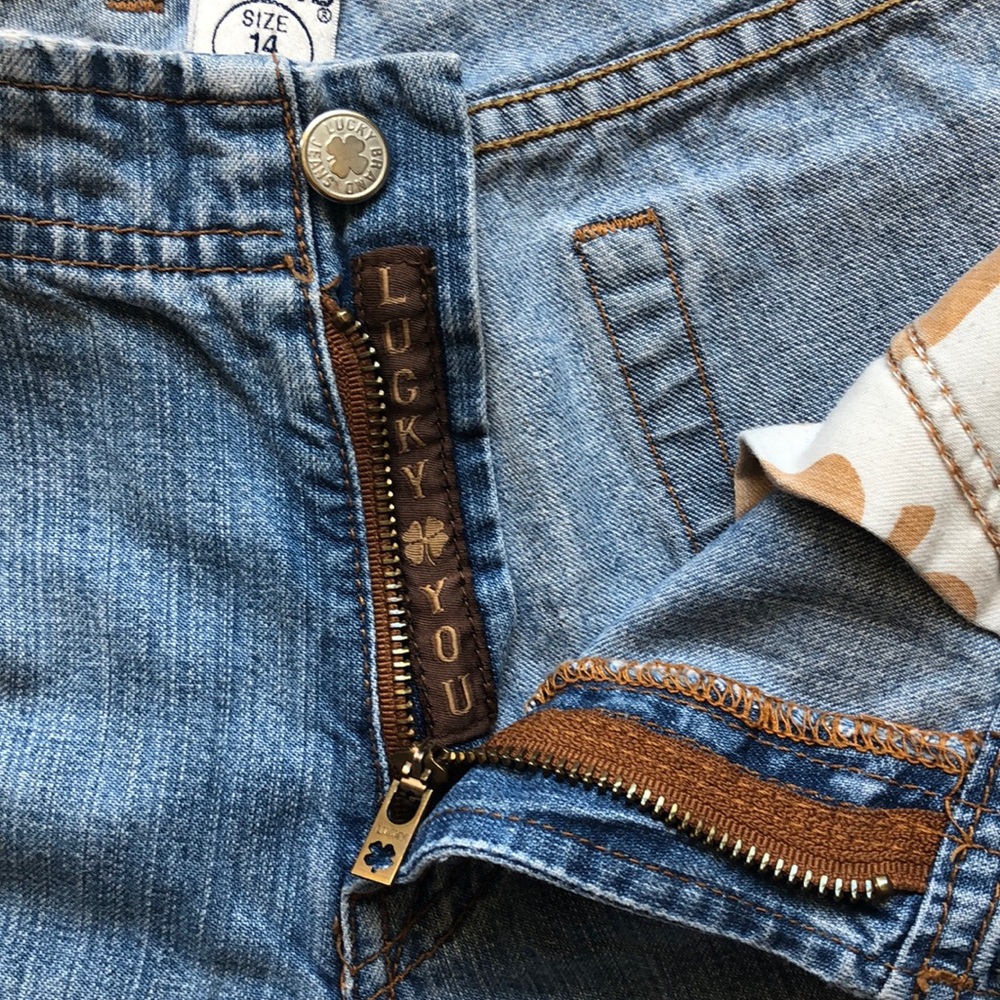 LUCKY BRAND Wonder Fit Custom Distressed Jeans - Picture 11 of 15